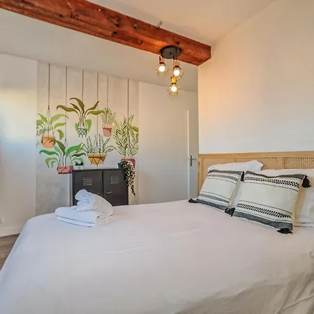 Prázdninový dům Maison 15 Couchages Ideale Pour Sejour En Groupe Clermont-Ferrand