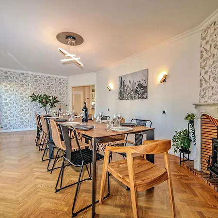 Prázdninový dům Maison 15 Couchages Ideale Pour Sejour En Groupe Clermont-Ferrand