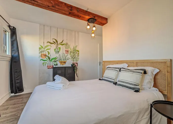 בית נופש Maison 15 Couchages Ideale Pour Sejour En Groupe קלרמונט-פרנד