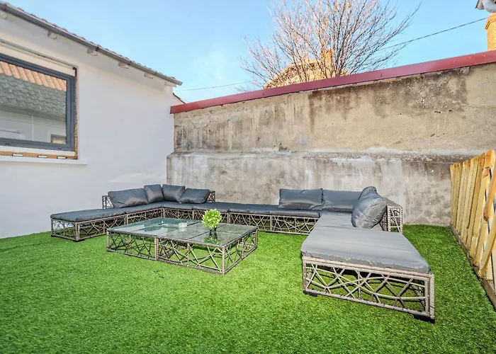 Hébergement de vacances Maison 15 Couchages Idéale Pour En Groupe *