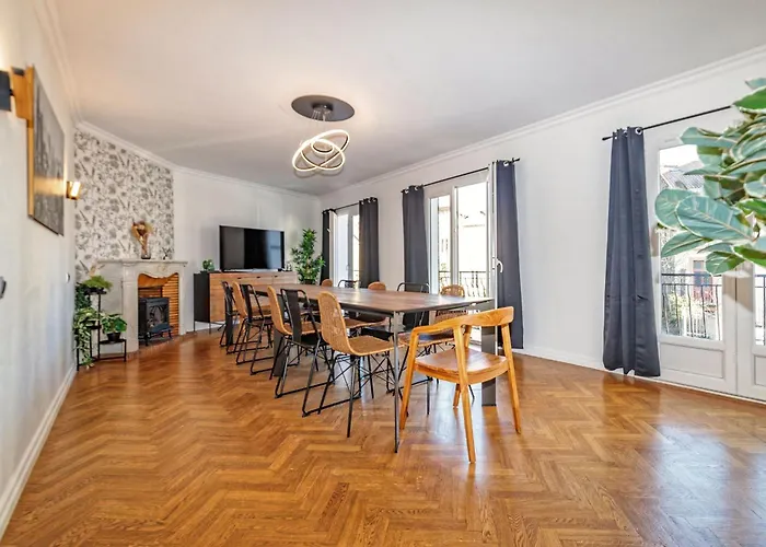 Maison 15 Couchages Idéale Pour En Groupe Hébergement de vacances *